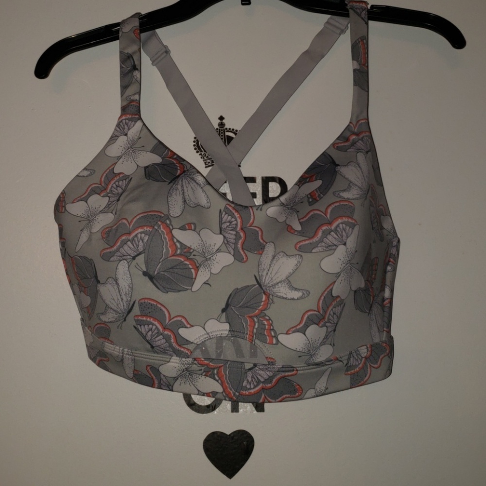 Victoria secrets pink sports bra